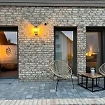 Wyzenborne Apartahotel 3*