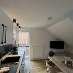 Wyzenborne Apartahotel 3*