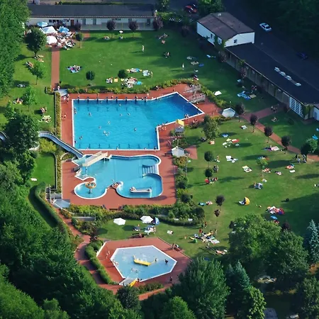 Wyzenborne 3* Sontra