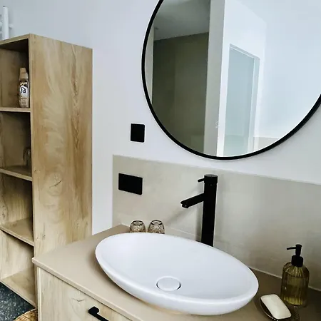 Wyzenborne Aparthotel *