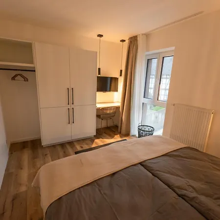Wyzenborne Apartmanhotel Sontra