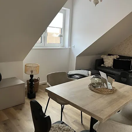 Wyzenborne Apartmanhotel *