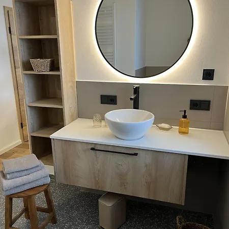 Wyzenborne Aparthotel