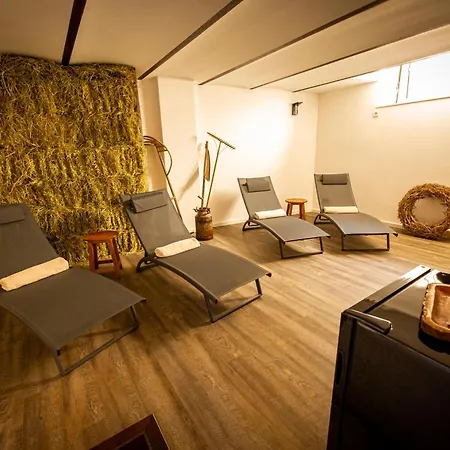 Wyzenborne 아파트호텔